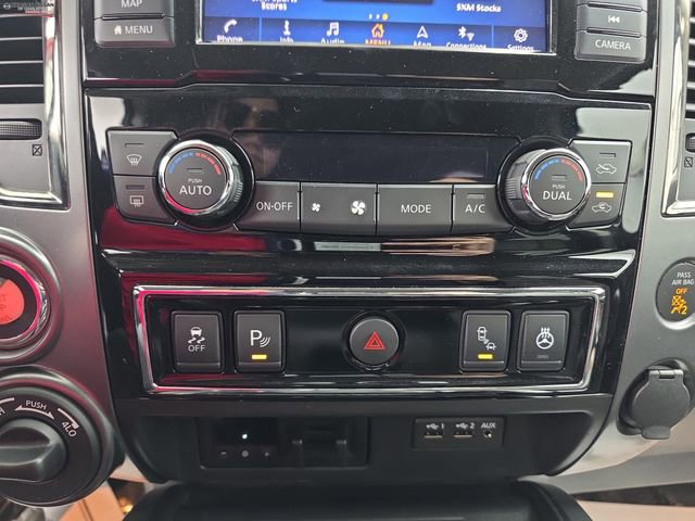 Used 2019 Nissan Titan Platinum Reserve image 38