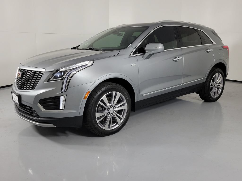 Used 2024 Cadillac XT5 Premium Luxury FWD image 2