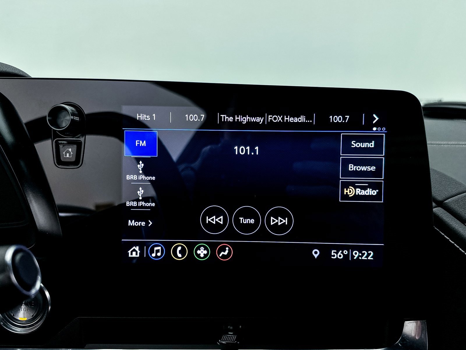 Used 2020 Chevrolet Corvette Stingray Coupe w/ 1LT image 21