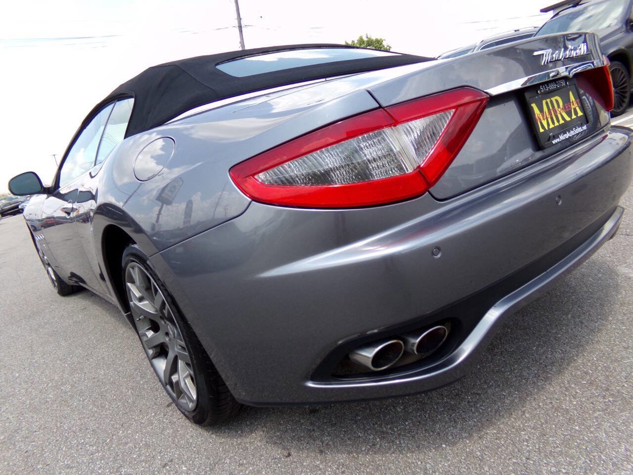 Used 2015 Maserati GranTurismo Base 2dr Convertible image 47
