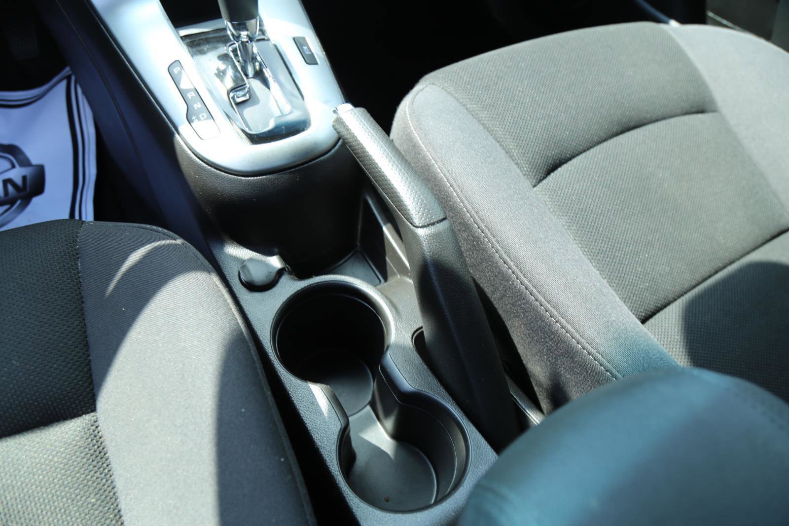 Used 2016 Chevrolet Cruze LT w/ Sun And Sound Package FWD image 17