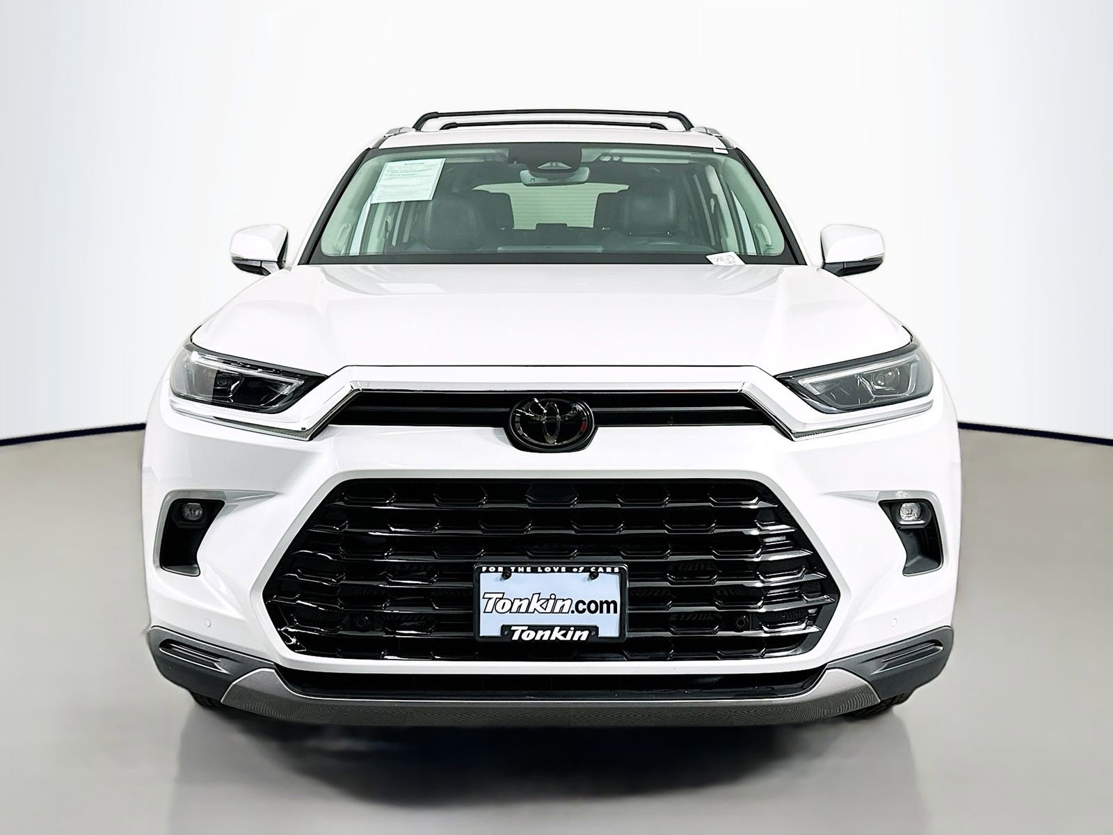 Certified 2024 Toyota Grand Highlander AWD image 2