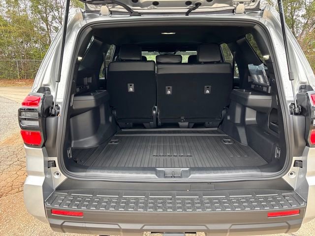 Used 2025 Toyota 4Runner SR5 image 11