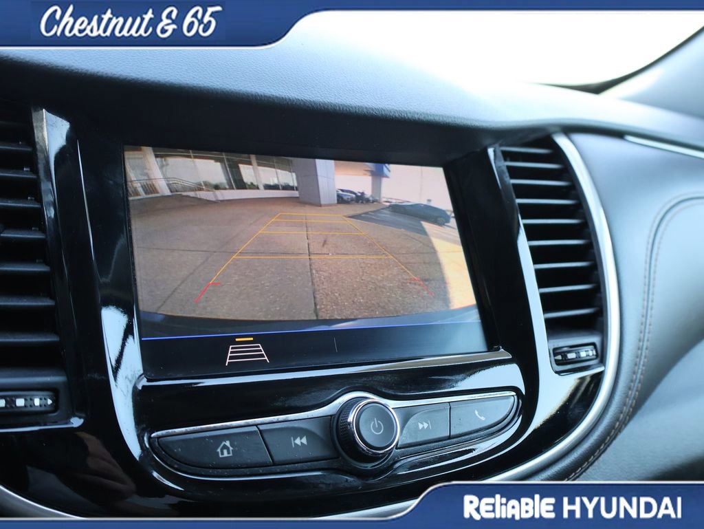 Used 2022 Chevrolet Trax LT w/ Driver Confidence Package image 34