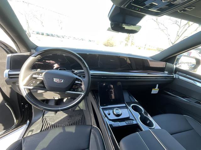 New 2026 Cadillac Escalade ESV Luxury w/ Touring Package image 5