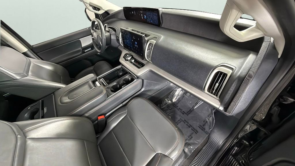 Used 2025 Ford Expedition Max Active image 25