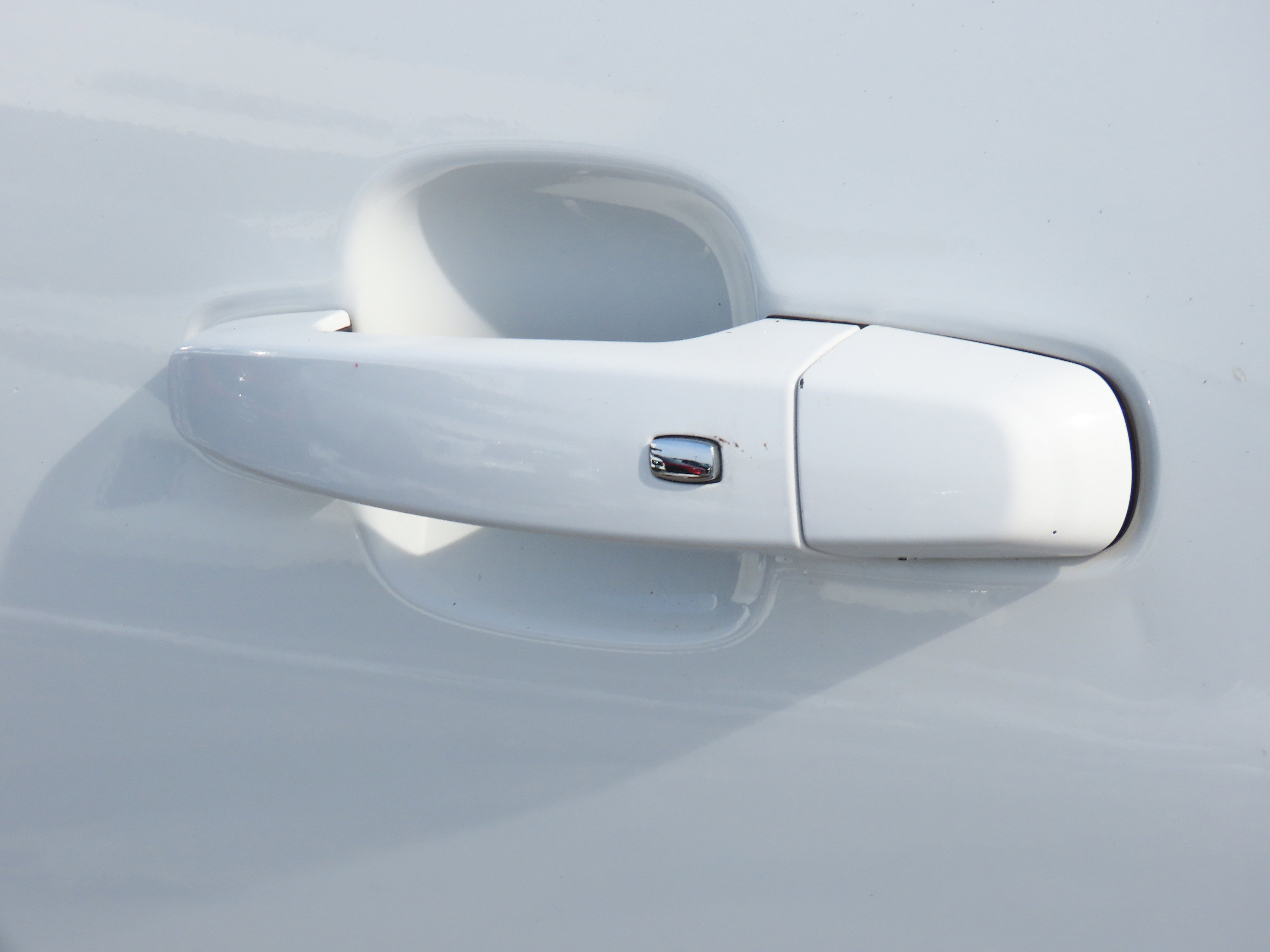 Used 2023 GMC Acadia AT4 w/ Technology Package image 21