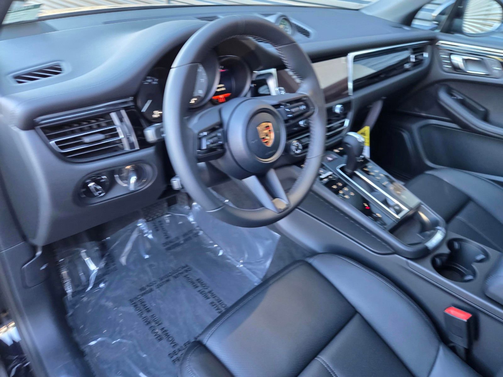 New 2026 Porsche Macan S AWD/4WD image 4
