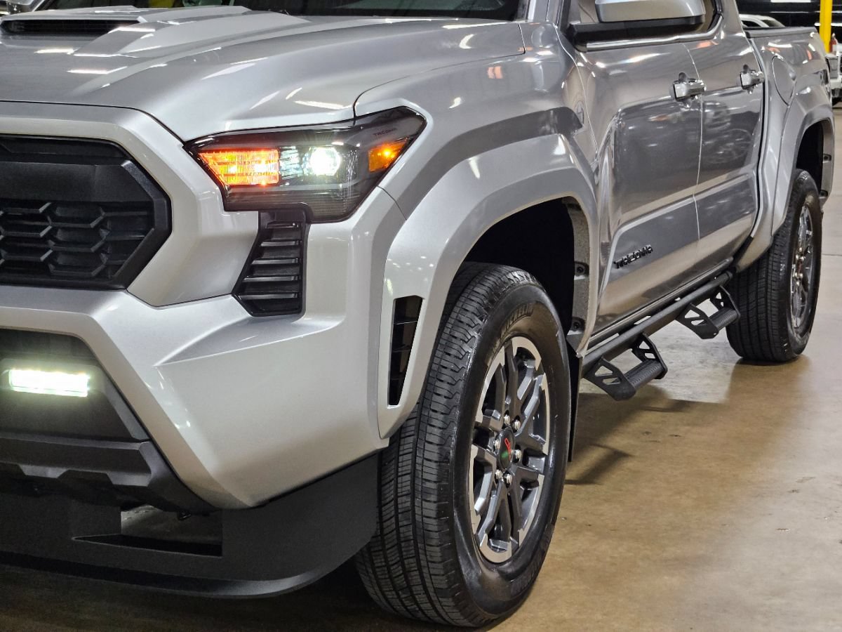 Used 2024 Toyota Tacoma TRD Sport RWD image 11
