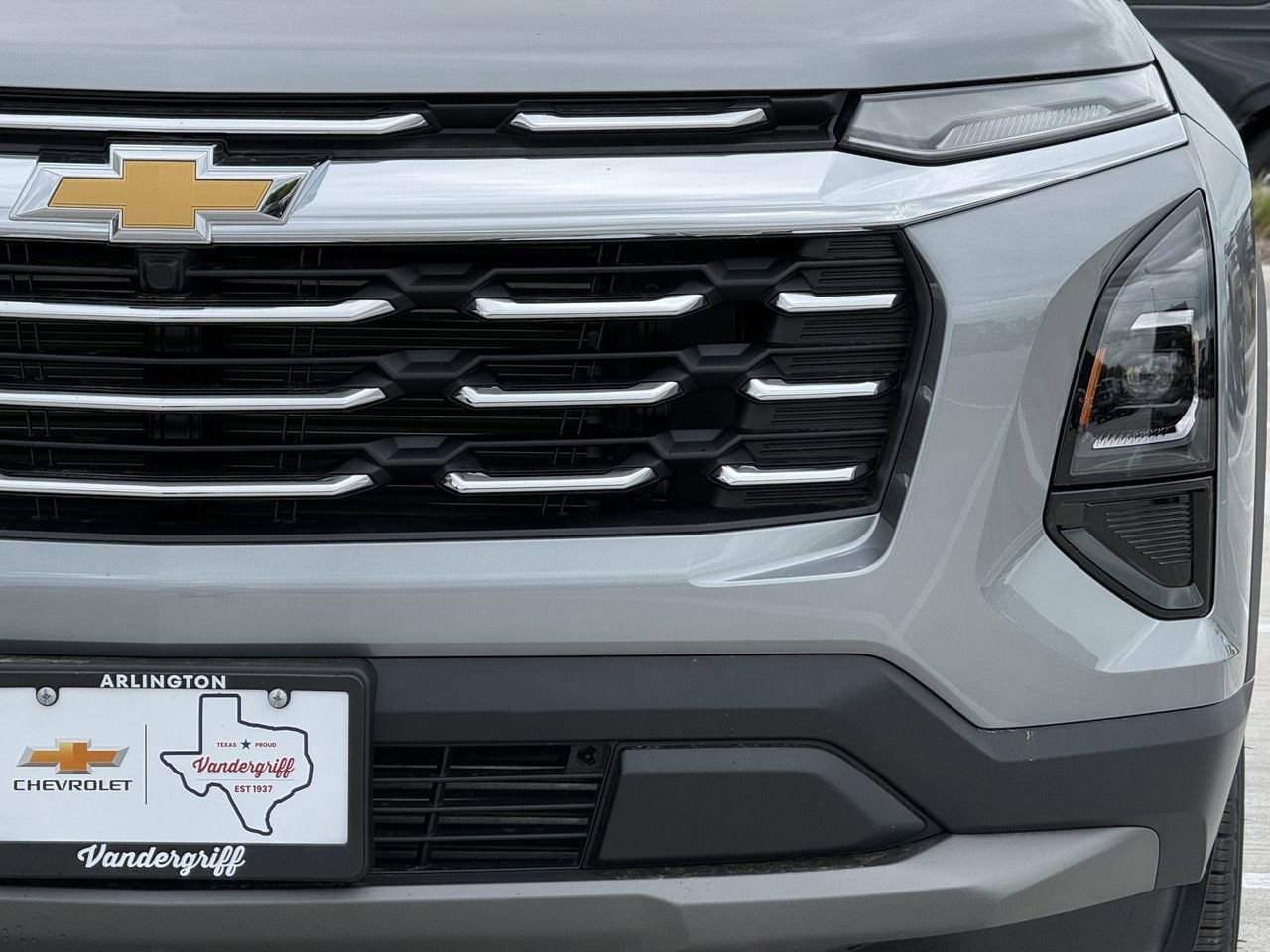 New 2026 Chevrolet Equinox LT image 8