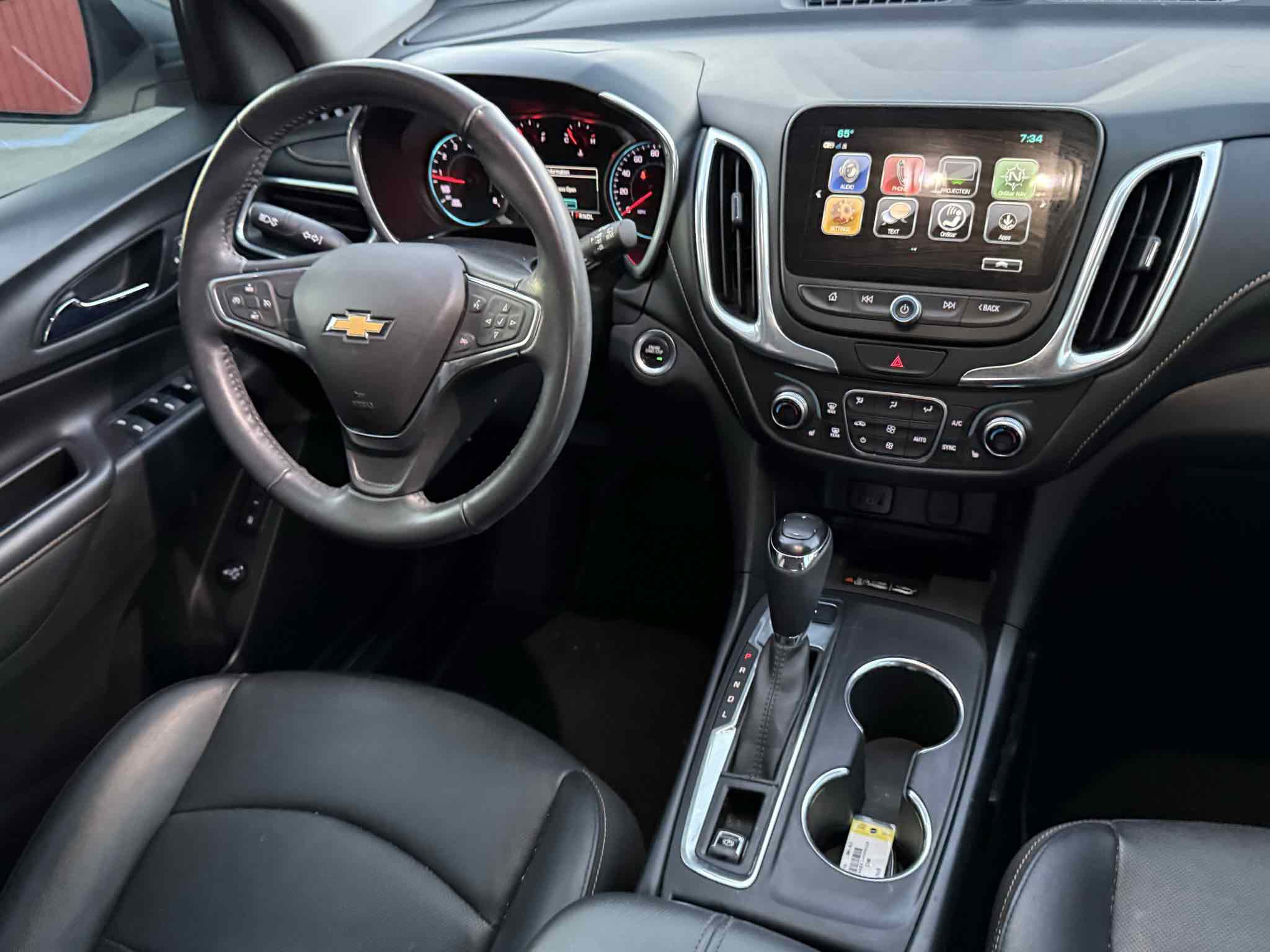 Used 2018 Chevrolet Equinox Premier FWD image 11