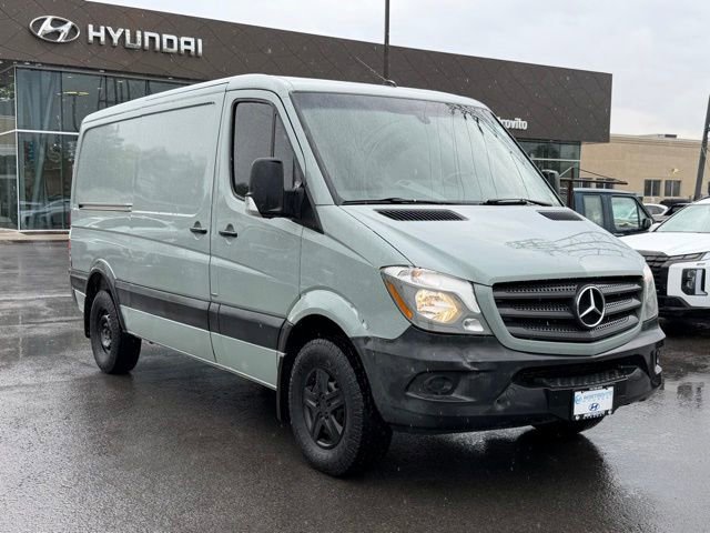 Used 2016 Mercedes-Benz Sprinter 2500 video 2