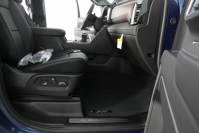 New 2026 GMC Sierra 1500 Denali w/ Denali Reserve Package image 25