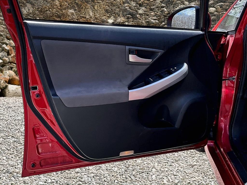 Used 2015 Toyota Prius Three image 20