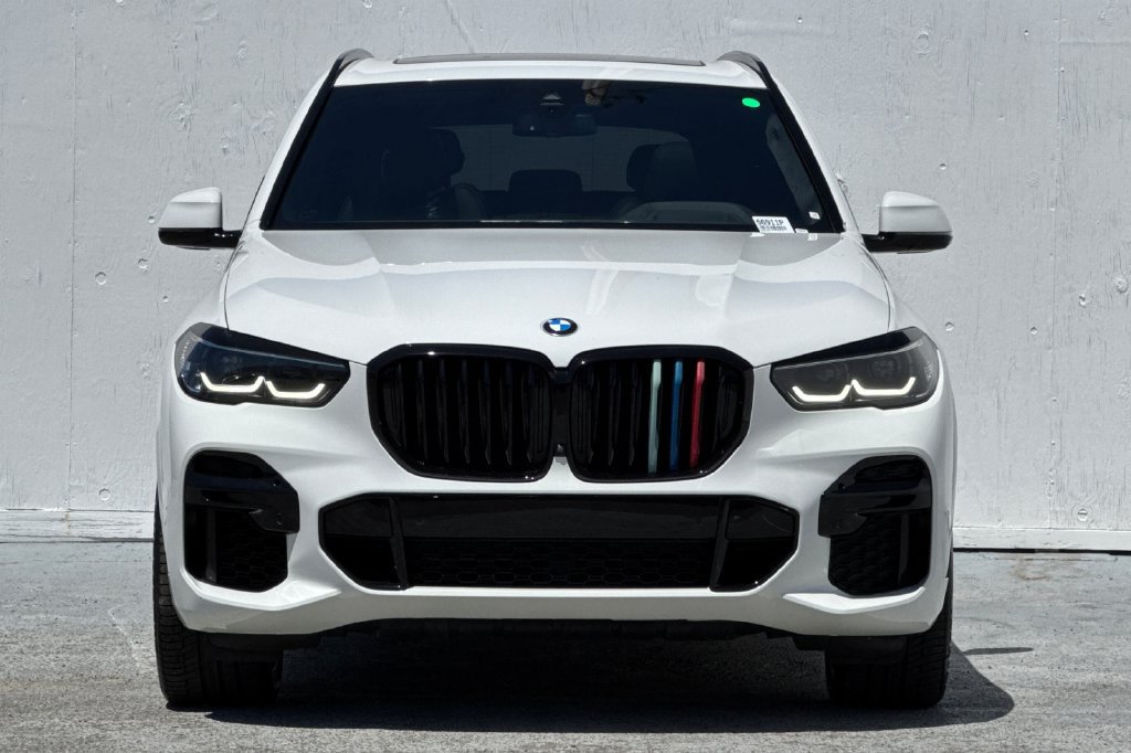 Used 2023 BMW X5 sDrive40i w/ M Sport Package RWD image 8