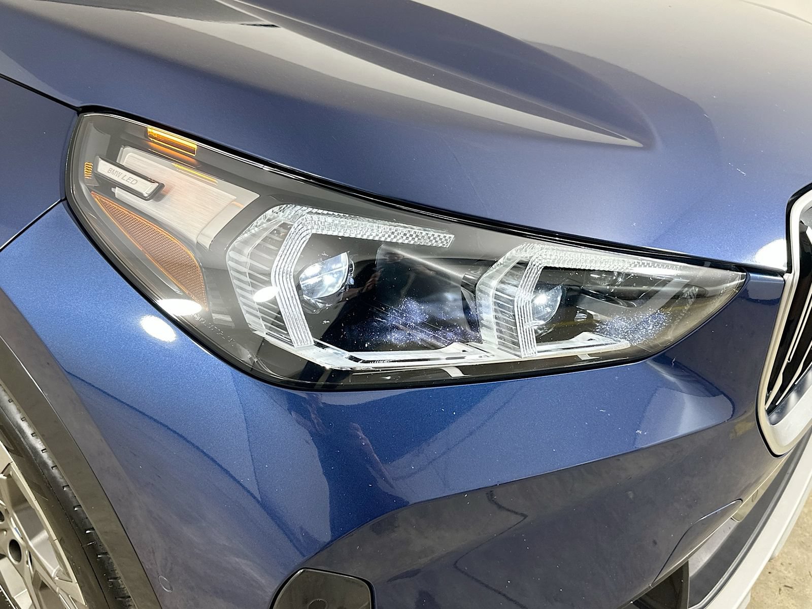 Used 2023 BMW X1 xDrive28i w/ Premium Package AWD/4WD image 9