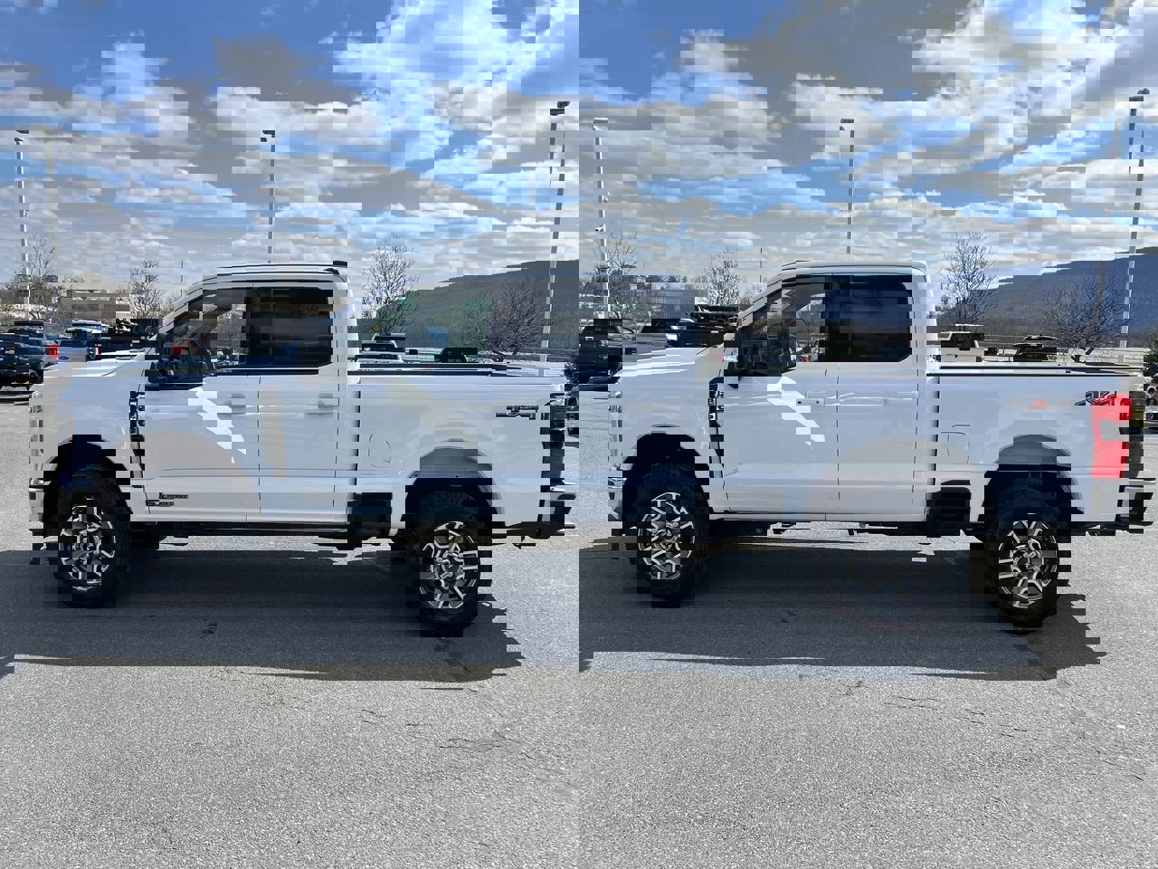 Used 2024 Ford F250 Lariat image 4