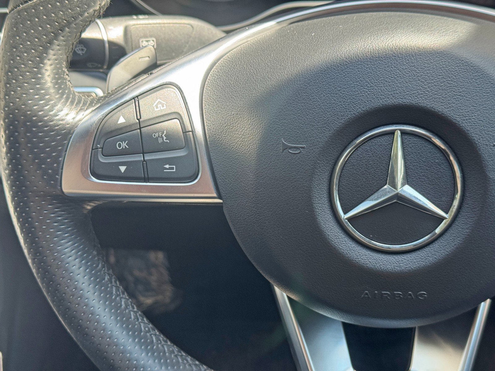 Used 2018 Mercedes-Benz C 300 Sedan w/ AMG Line image 22