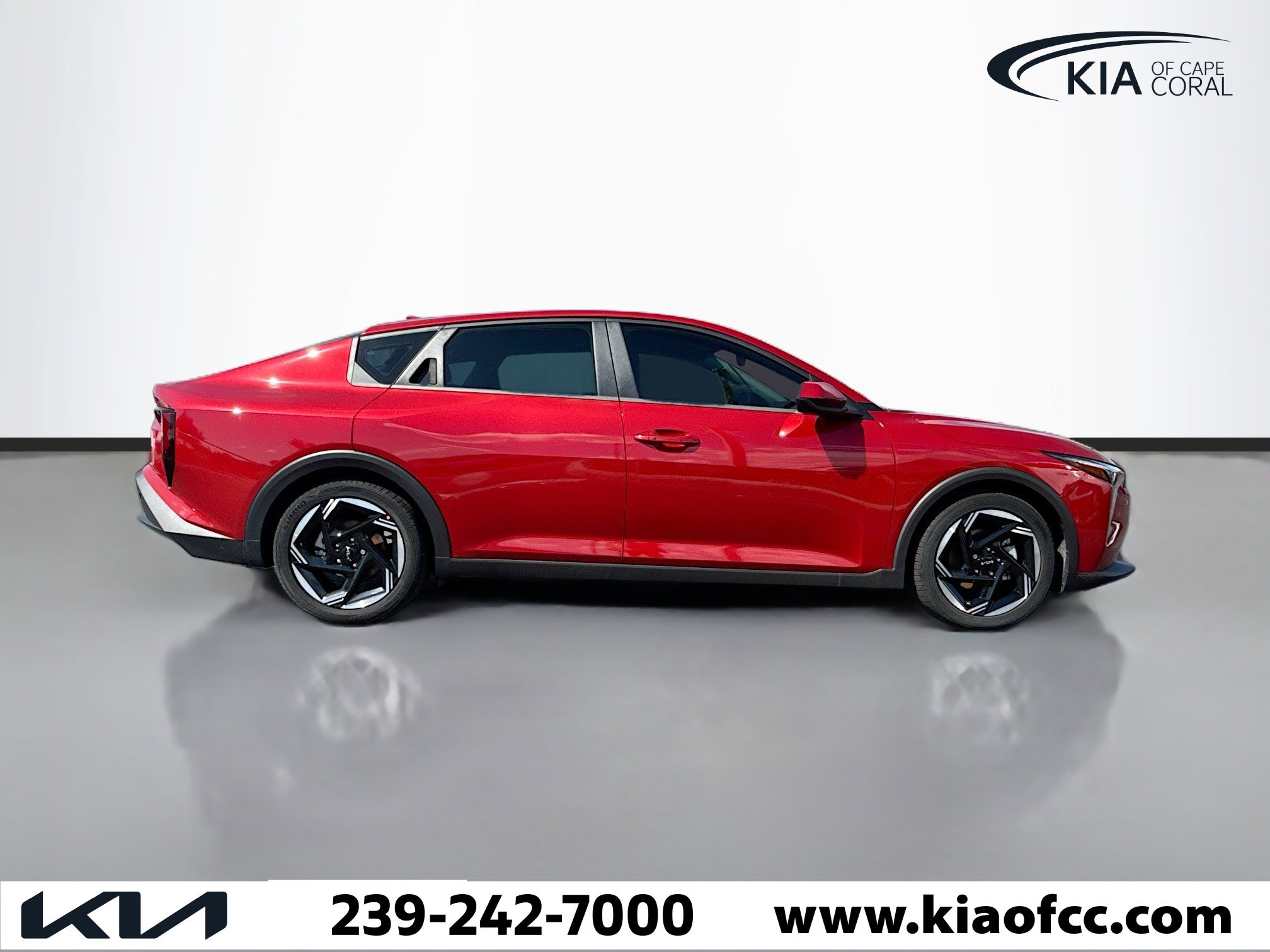 Certified 2025 Kia K4 EX image 6