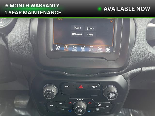 Used 2019 Jeep Renegade Latitude w/ Popular Equipment Group image 19