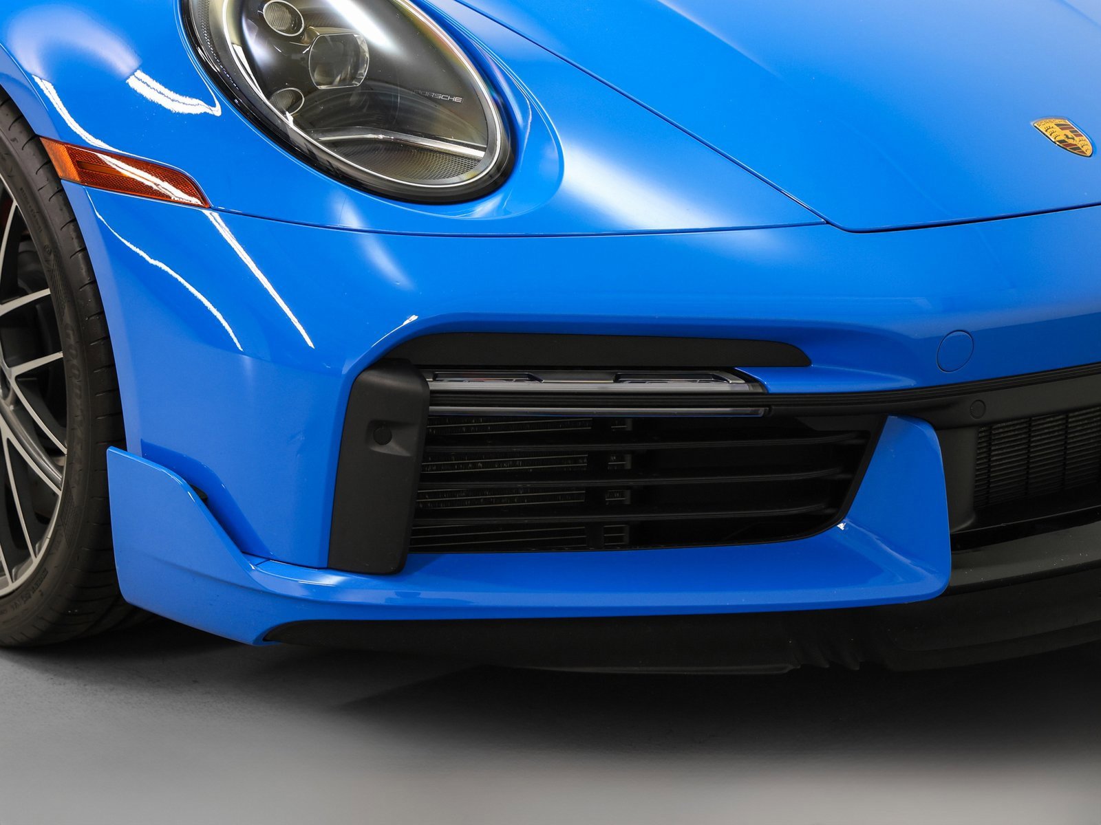 Used 2023 Porsche 911 Turbo image 19