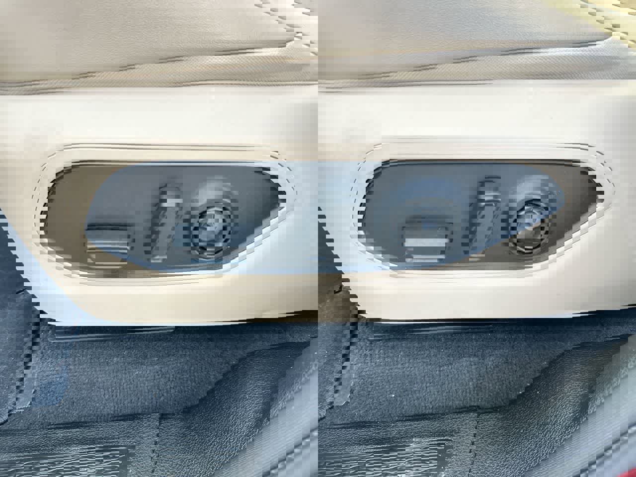 Used 2021 Jeep Grand Cherokee L Limited w/ Trailer Tow Group (B) image 22