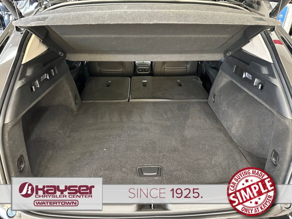 Used 2023 Buick Envision Essence w/ Technology Package I image 39