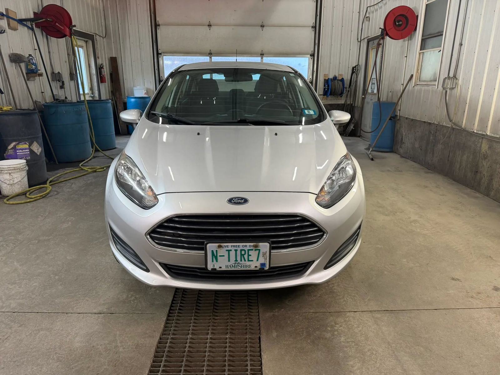 Used 2016 Ford Fiesta S FWD image 1