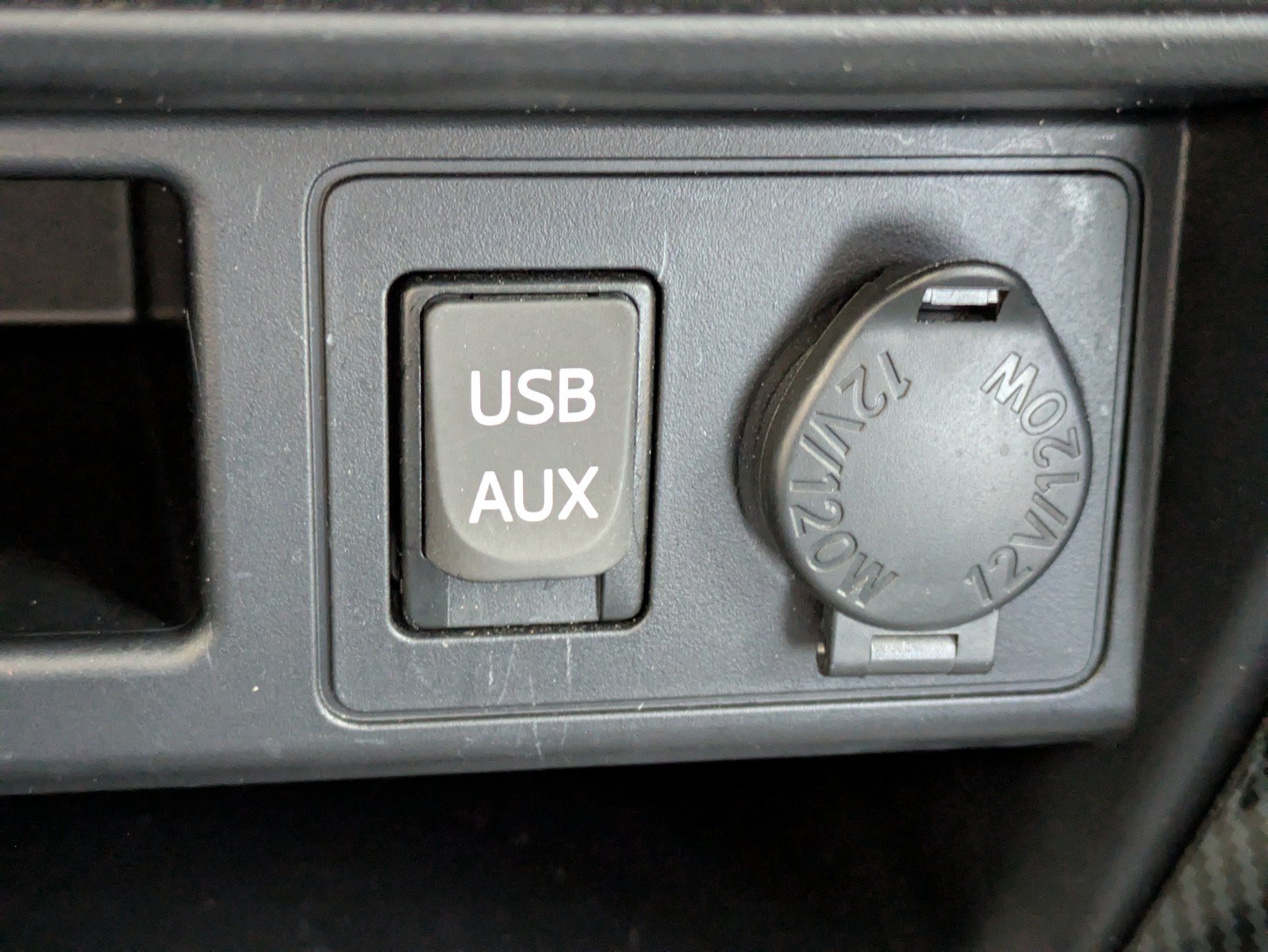 Used 2019 Toyota 4Runner SR5 Premium RWD image 25