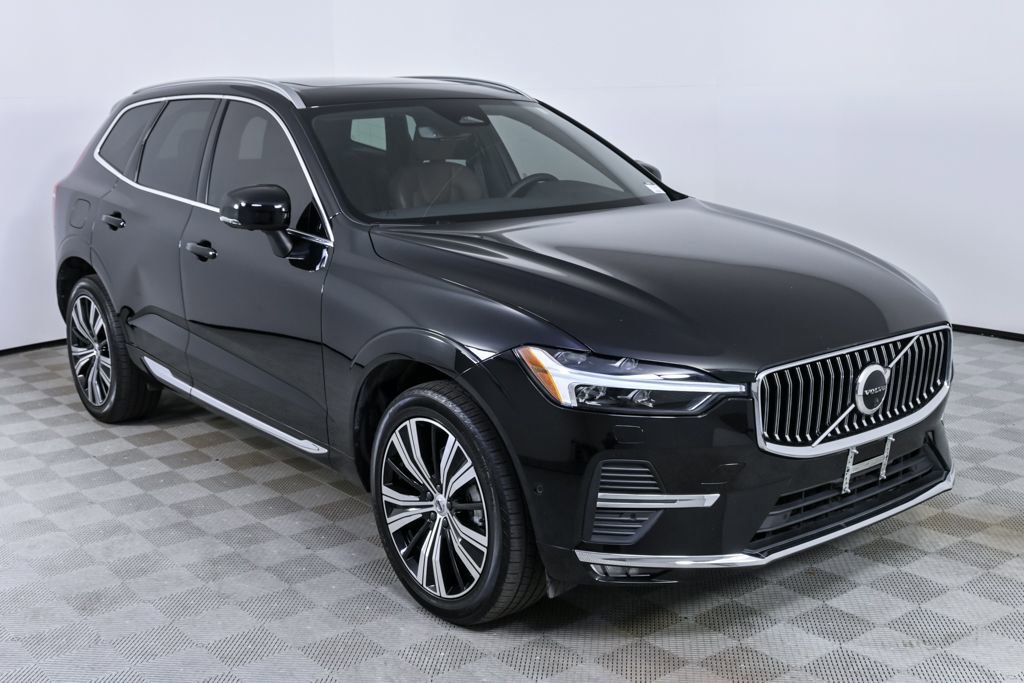 Certified 2023 Volvo XC60 B5 Plus w/ Climate Package image 27