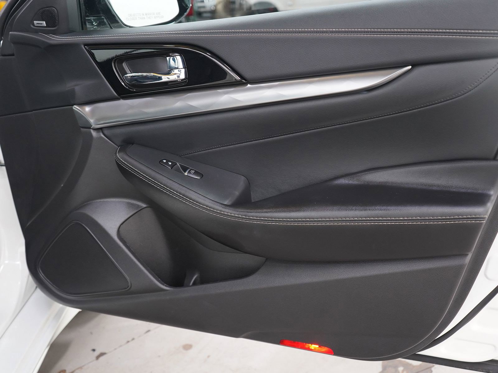 Used 2023 Nissan Maxima SL FWD image 9