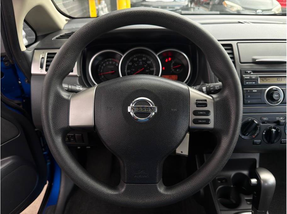 Used 2011 Nissan Versa 1.8 S w/ PWR Plus Pkg FWD image 14