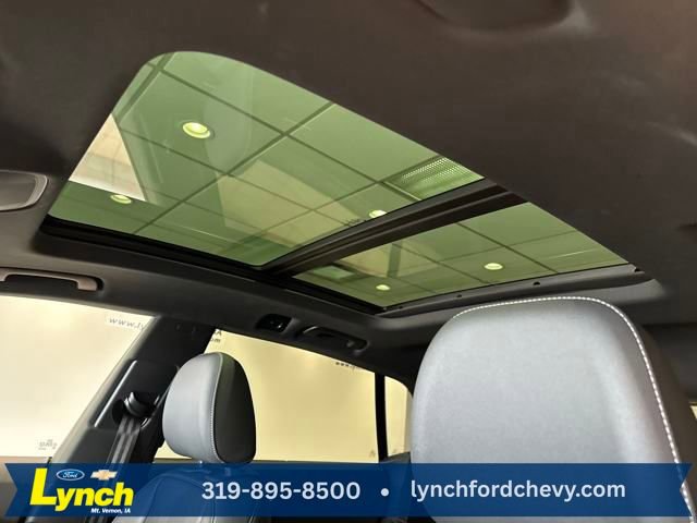 Used 2022 Audi Q8 Premium Plus w/ Premium Plus Package image 4