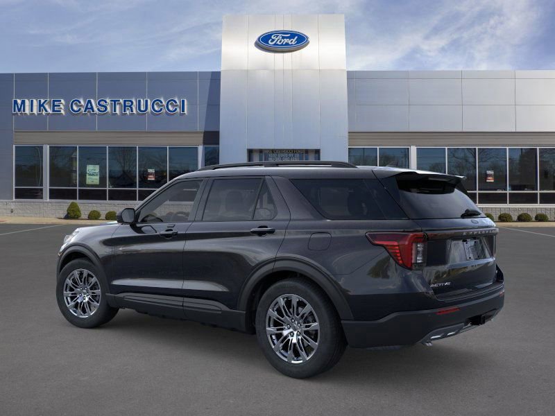 New 2026 Ford Explorer Active w/ Active Comfort Package image 4