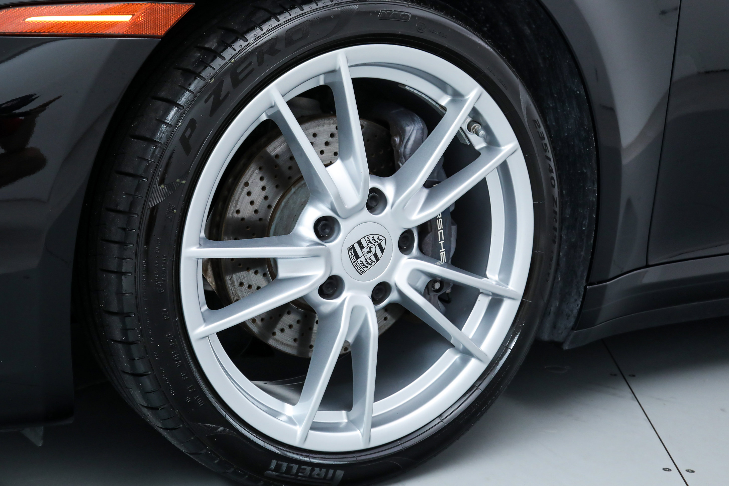 Used 2022 Porsche 911 Carrera image 12