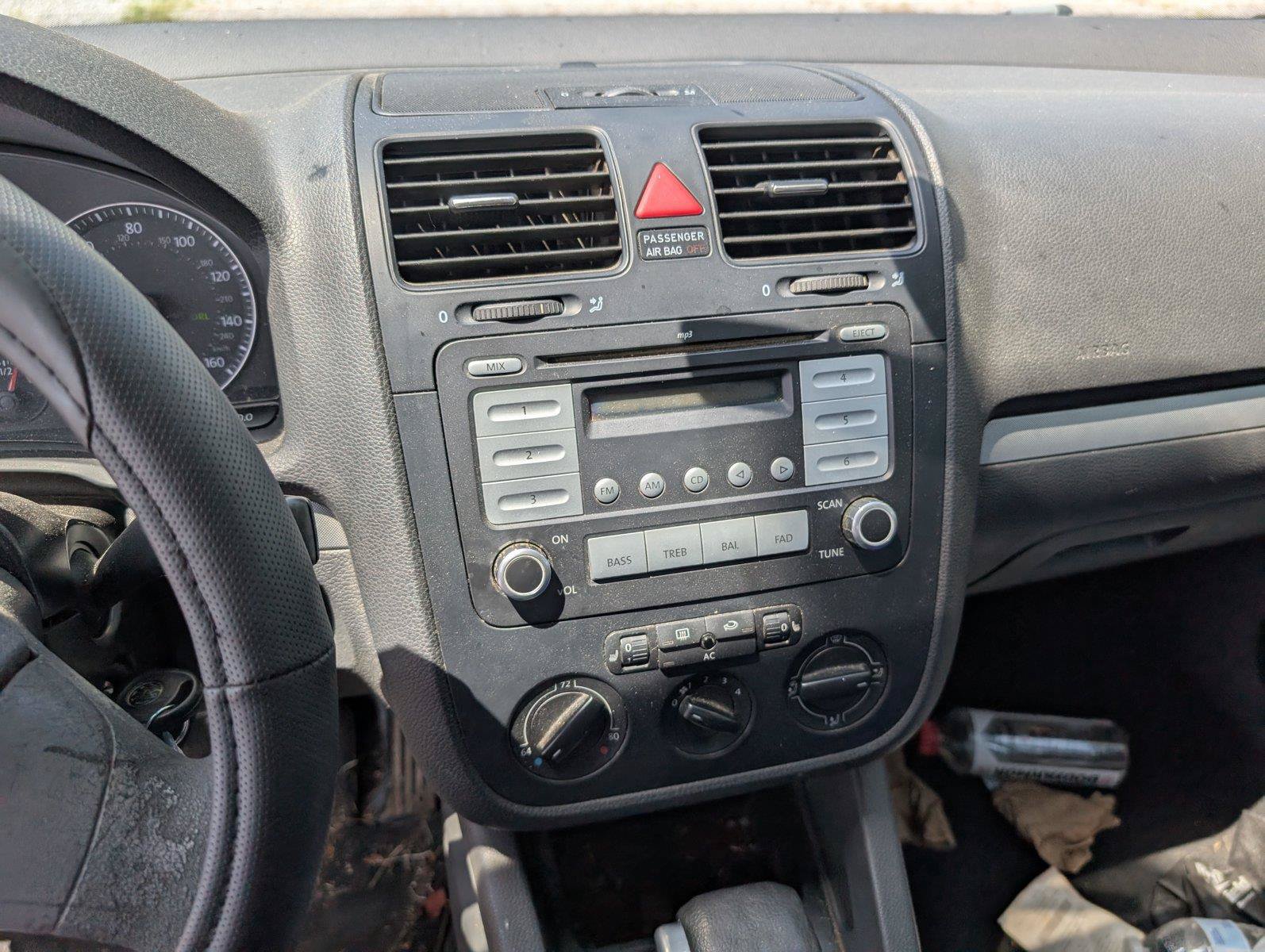 Used 2009 Volkswagen Jetta S FWD image 16