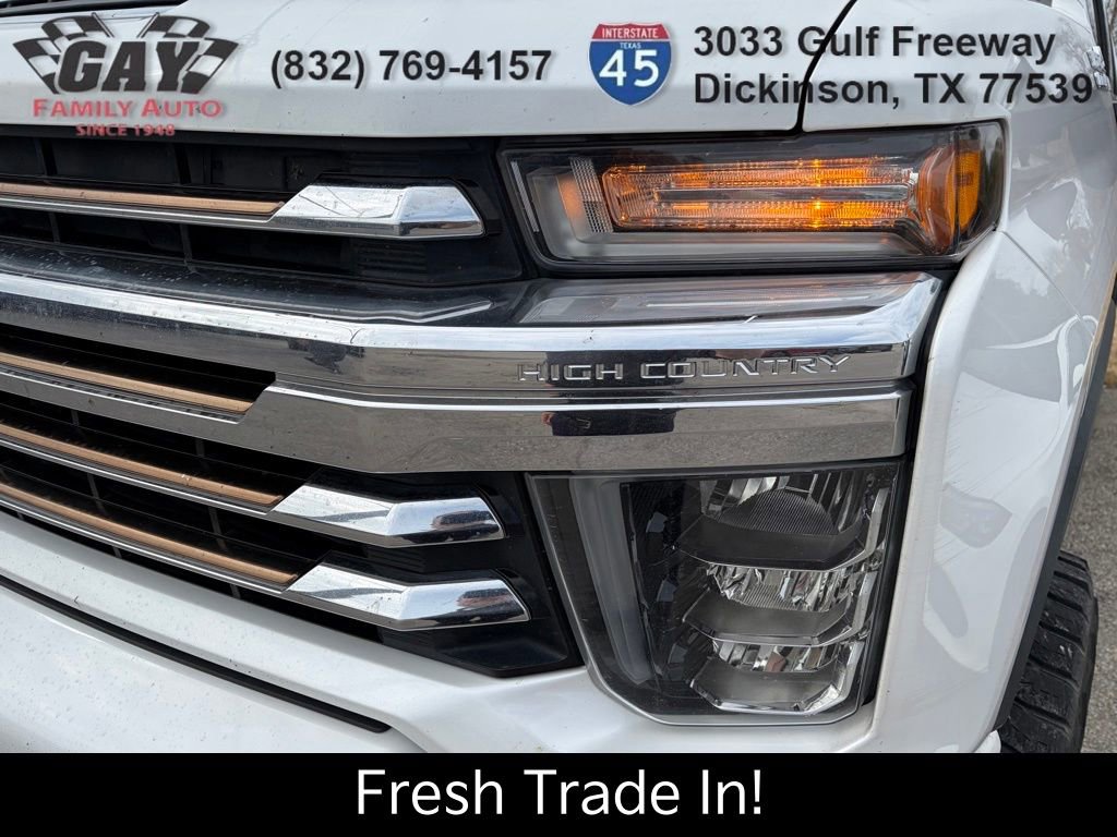Used 2021 Chevrolet Silverado 2500 High Country w/ Technology Package image 3