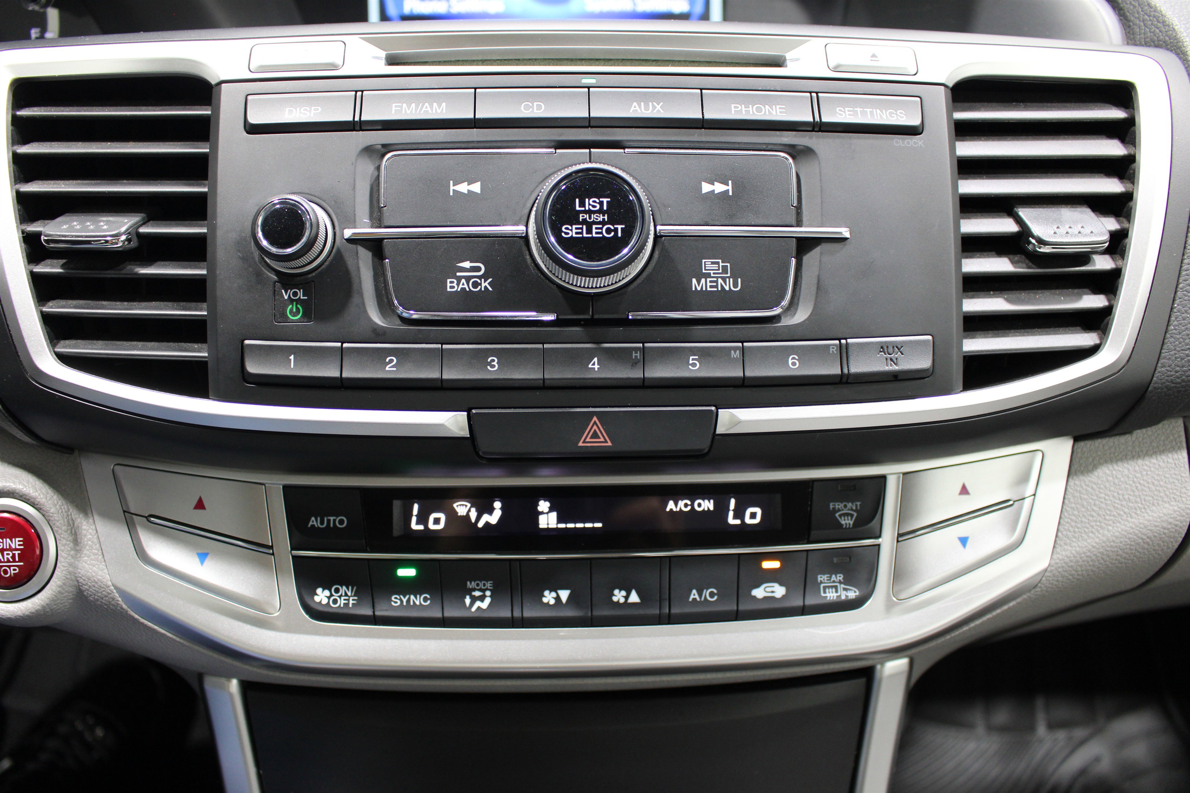 Used 2014 Honda Accord EX image 17