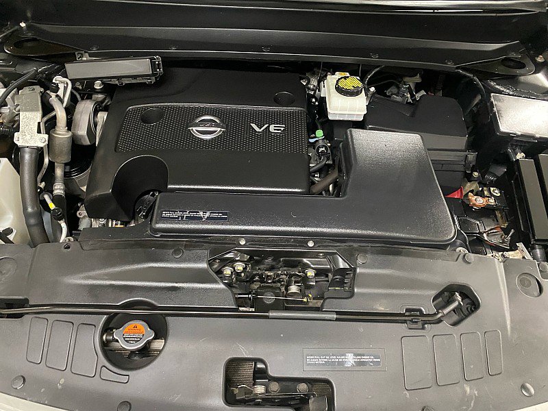 Used 2015 Nissan Pathfinder SV w/ Cargo Package image 15