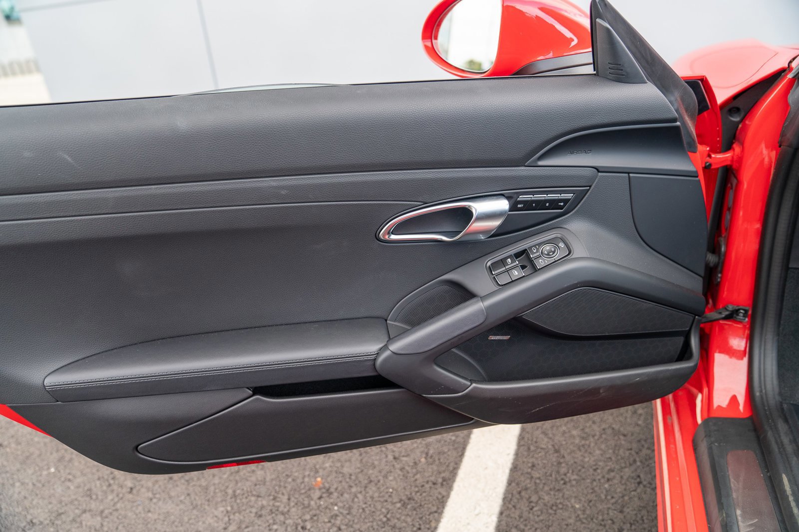 New 2025 Porsche 718 Boxster S image 10