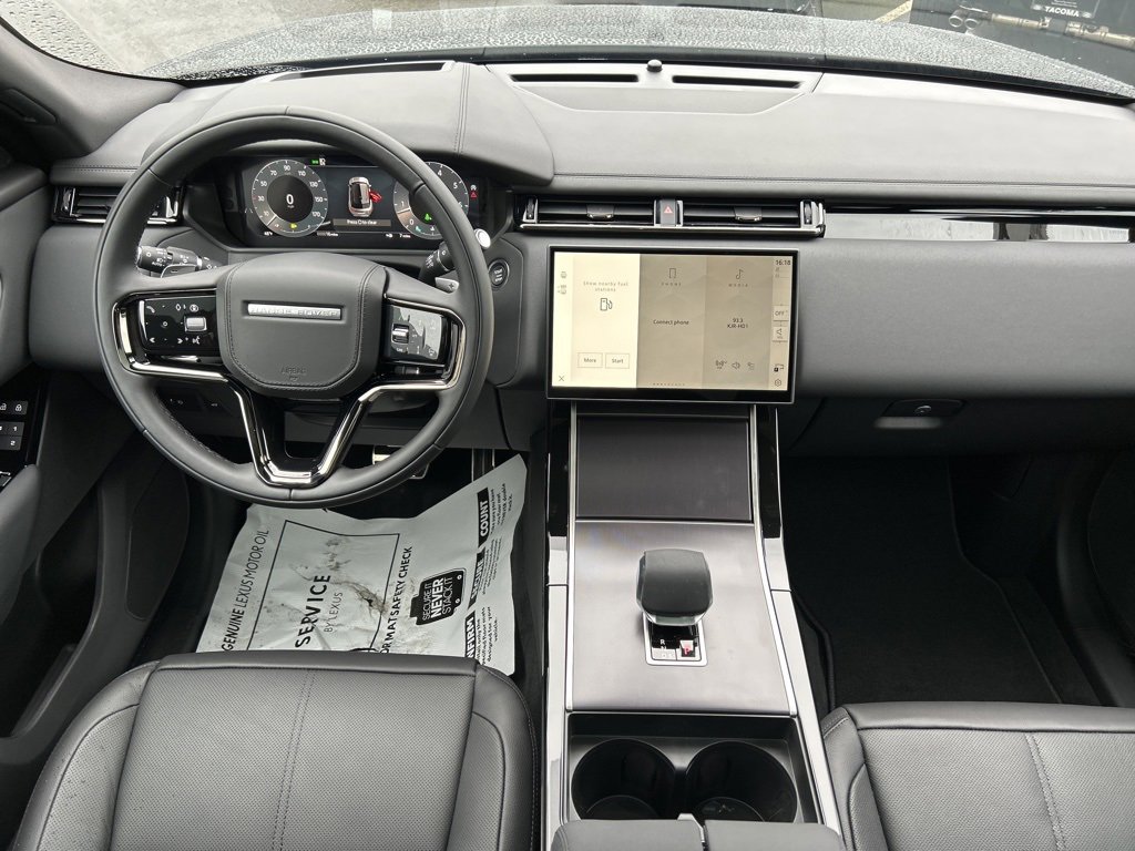New 2026 Land Rover Range Rover Velar Dynamic SE image 22