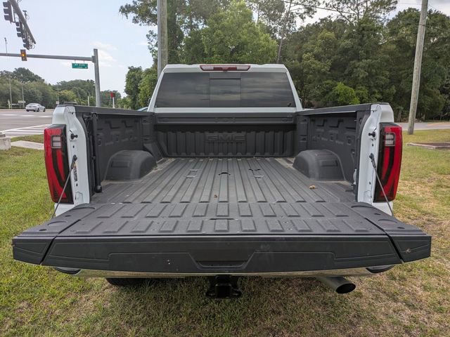 Used 2024 GMC Sierra 2500 SLT w/ SLT Premium Package image 13