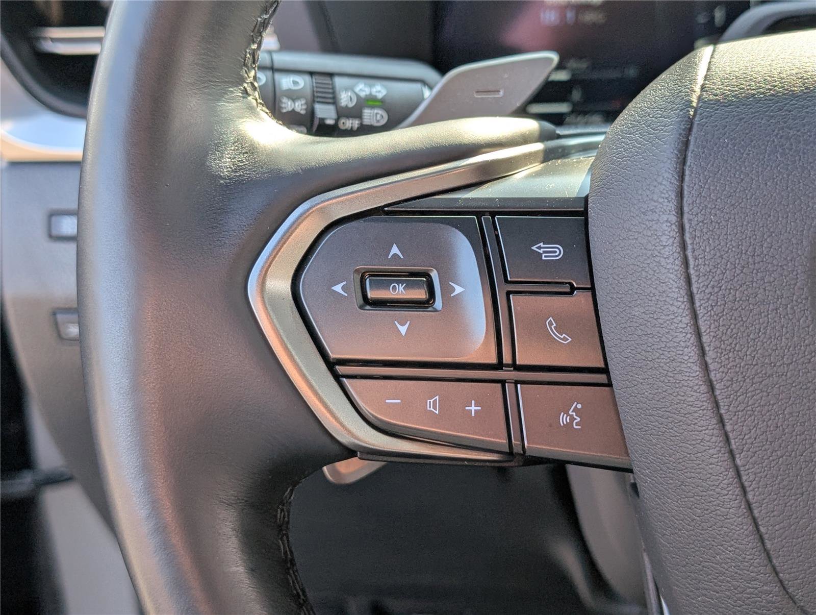 Used 2024 Lexus GX 550 w/ Accessory Package (Z1) image 25