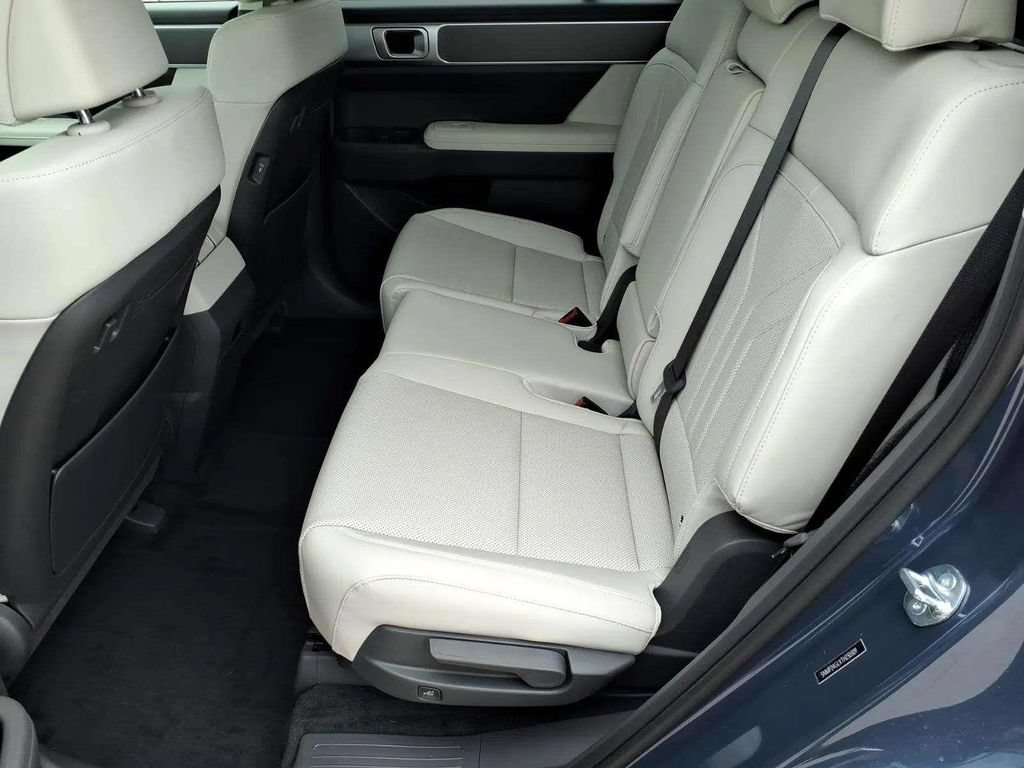 New 2026 Hyundai Santa Fe SEL FWD image 12