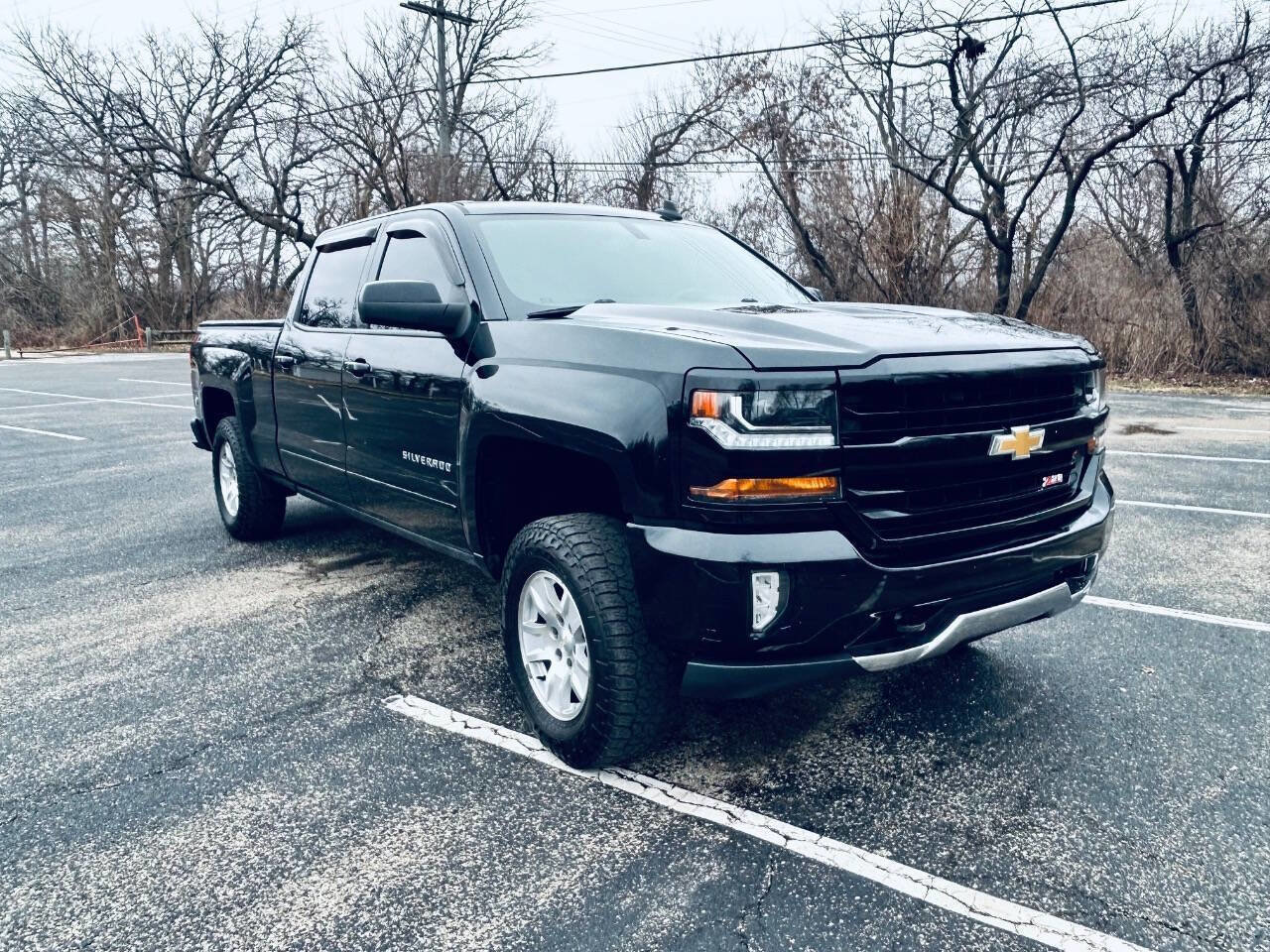 Used 2018 Chevrolet Silverado 1500 LT w/ All Star Edition image 5