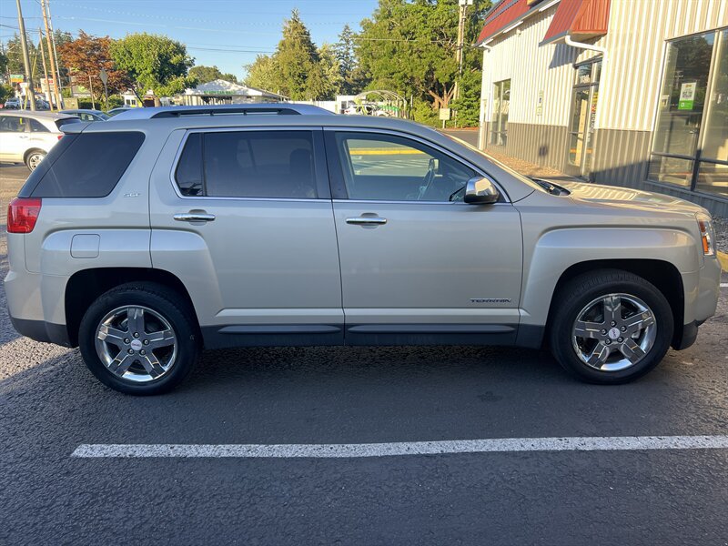 Used 2013 GMC Terrain SLT FWD image 6