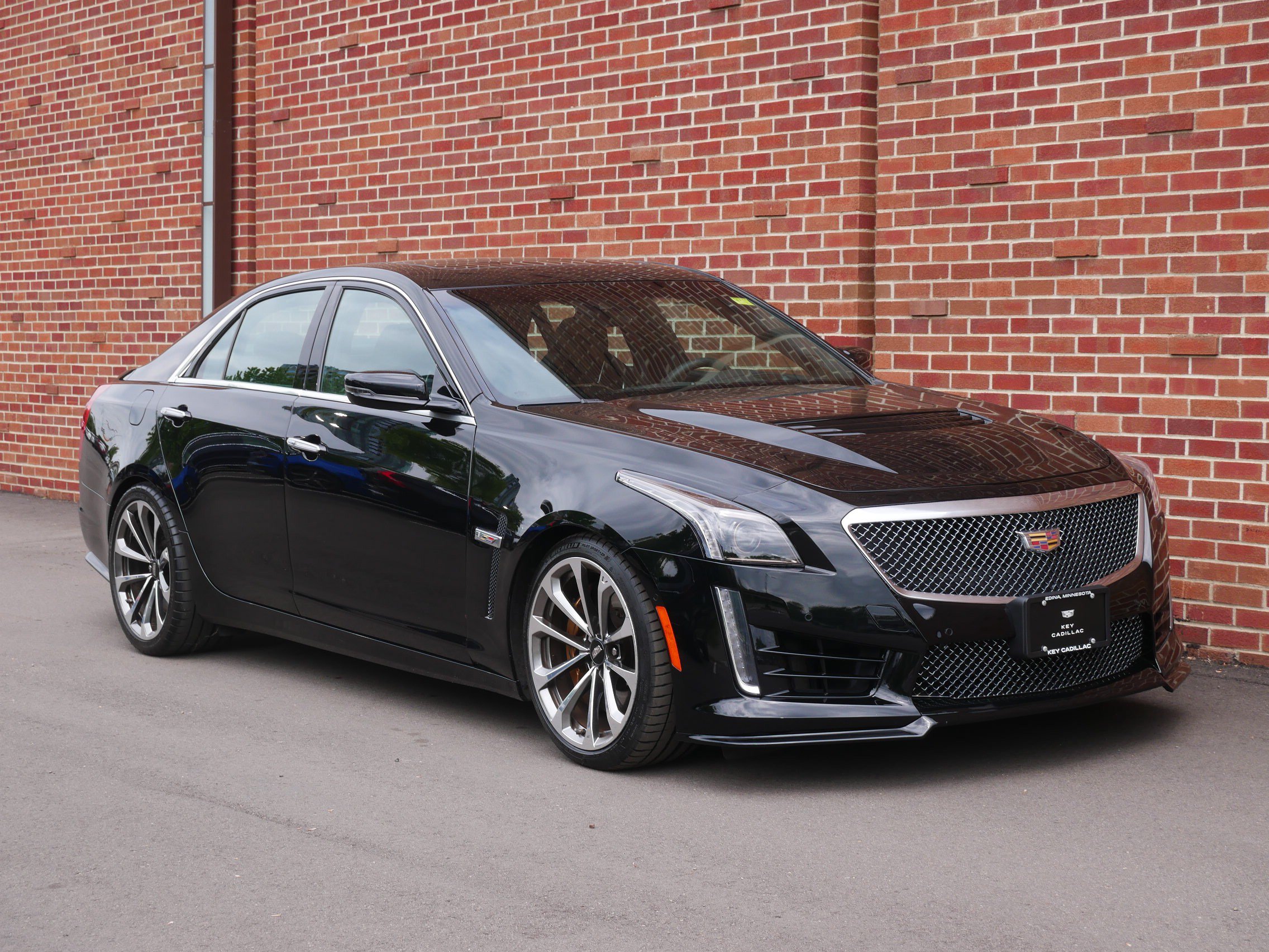 Used 2016 Cadillac CTS V w/ Luxury Package RWD image 27