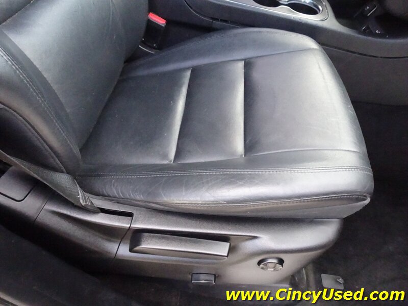 Used 2015 Dodge Durango Limited w/ Nav & Power Liftgate Group AWD/4WD image 30