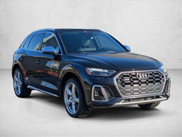 Used 2022 Audi SQ5 Premium Plus w/ Premium Plus Package AWD/4WD image 3