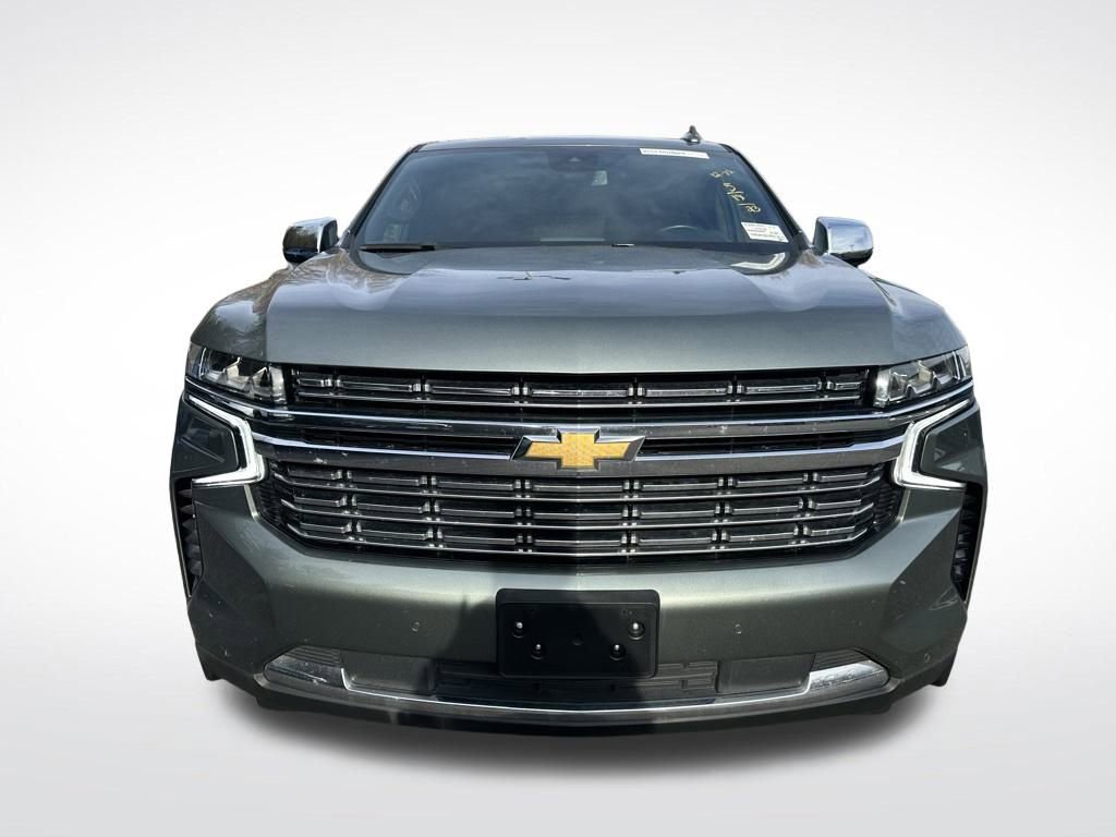 Used 2023 Chevrolet Suburban Premier image 17